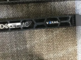 7k44n Dell Lot Of 4 Emc Vxrail P560 1u Server Bezel Assembly P/n #2