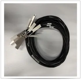 038-004-950-00 Emc Amphenol 3m Cable 40gbe Qsfp To 4 X 10gbe Sfp Dell