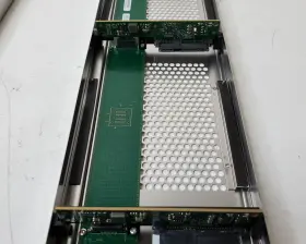 100-572-104-02 Emc Isilon 3.5 Inch Hard Drive Tray Sled #3