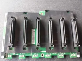 011515-001 Hp 263035-001 Compaq Ml370 G3 G4 Server 6-bay Scsi Backplane Board