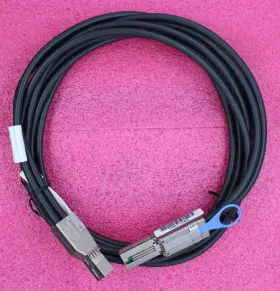 00ye305 Ibm - Lenovo System X3650 M5 2m Cable