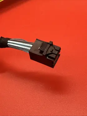 R0998-c0001-01 Ibm 01ej345 01ej376 Sas Cable #3 R0998-c0001-01 Ibm 01ej345 01ej376 Sas Cable #3