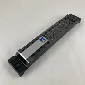 111-02651 Netapp A1 Fas2552 Bezel Faceplate